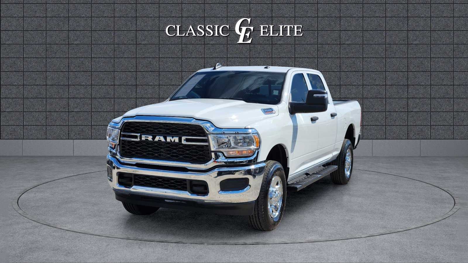 2024 Ram 2500 Tradesman 4x4 Crew Cab 64 Box 3