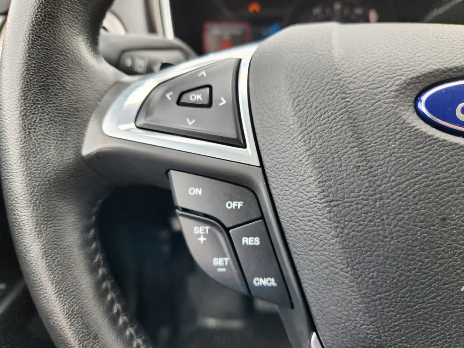 2017 Ford Fusion SE 29