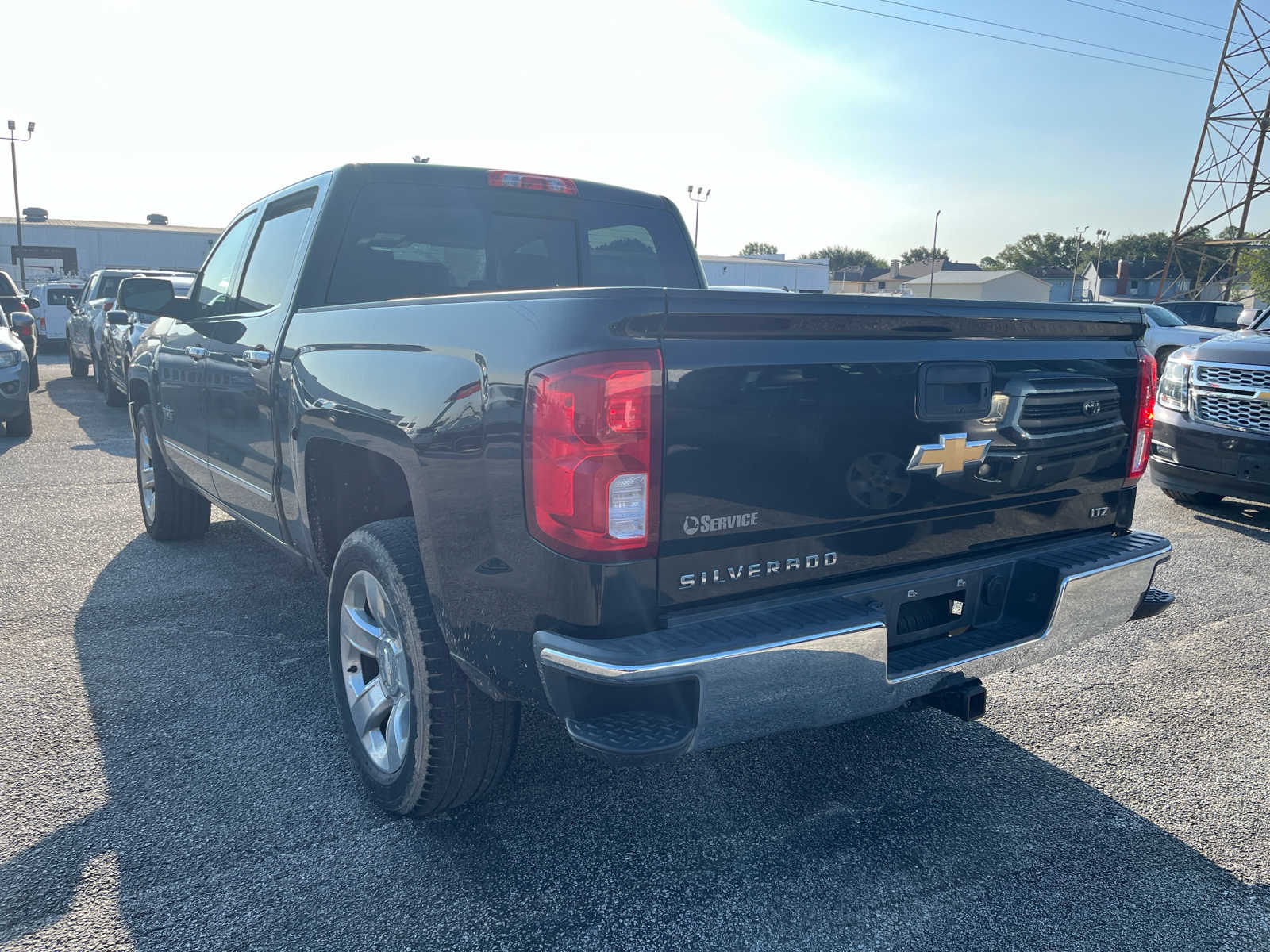 2017 Chevrolet Silverado 1500 LTZ 2WD Crew Cab 143.5 2