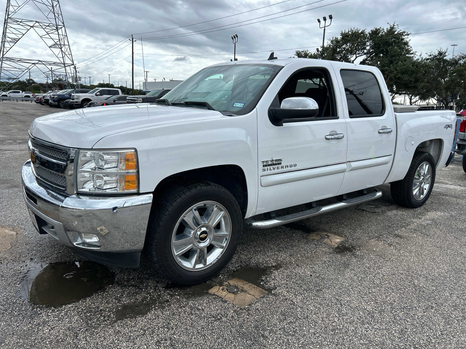 2013 Chevrolet Silverado 1500 LT 4WD Crew Cab 143.5 2