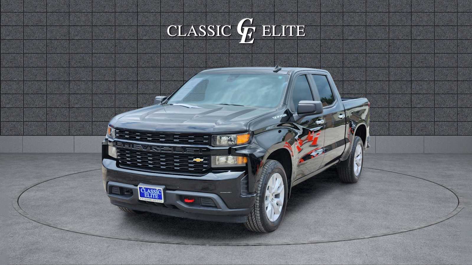 2022 Chevrolet Silverado 1500 LTD Custom 2WD Crew Cab 147 3