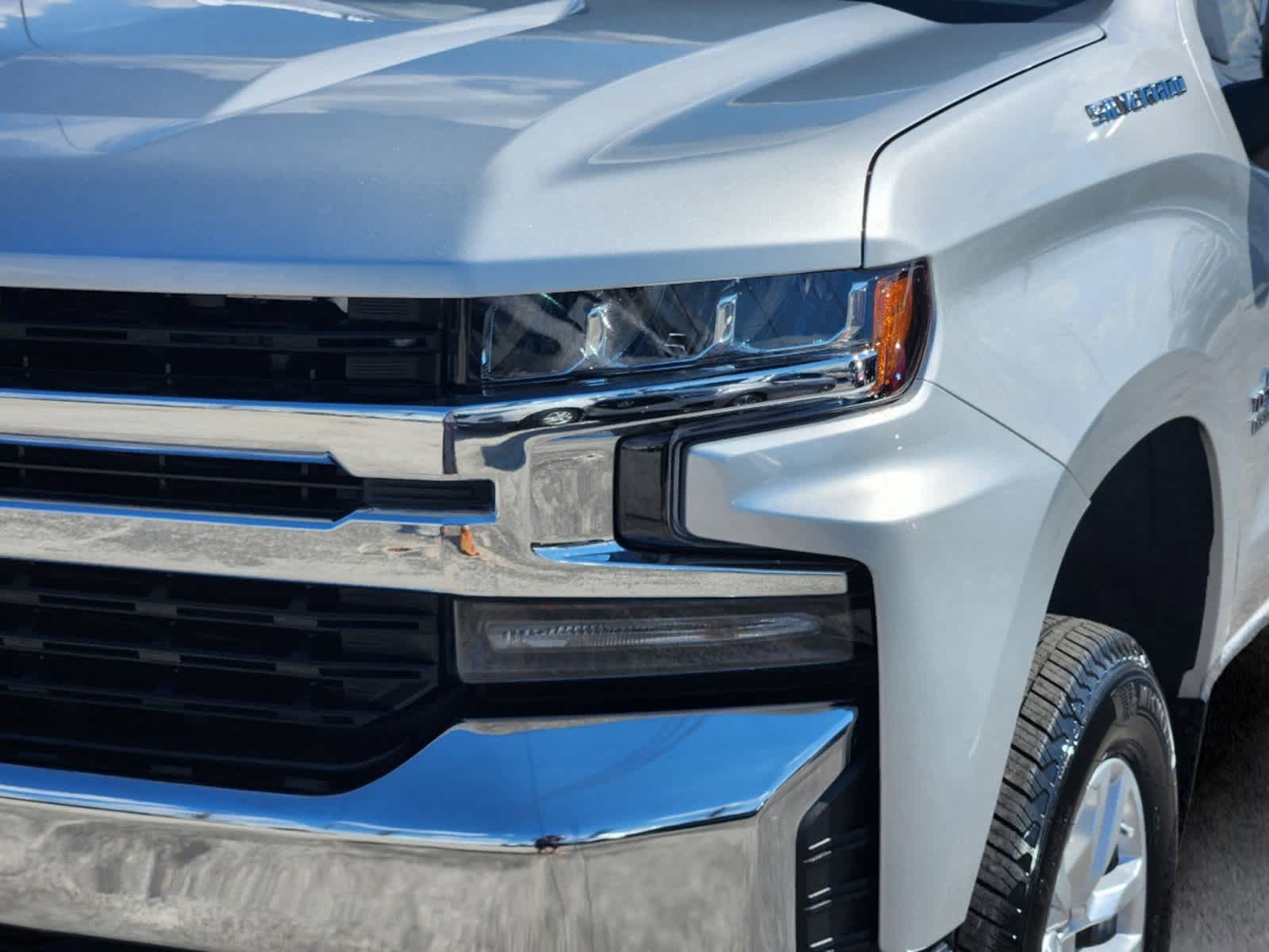 2020 Chevrolet Silverado 1500 LT 2WD Crew Cab 147 32