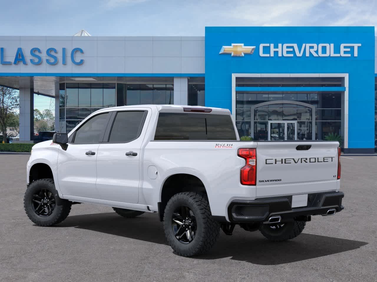 2024 Chevrolet Silverado 1500 LT Trail Boss 4WD Crew Cab 147 3