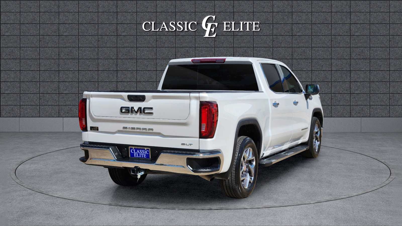 2023 GMC Sierra 1500 SLT 2WD Crew Cab 147 7