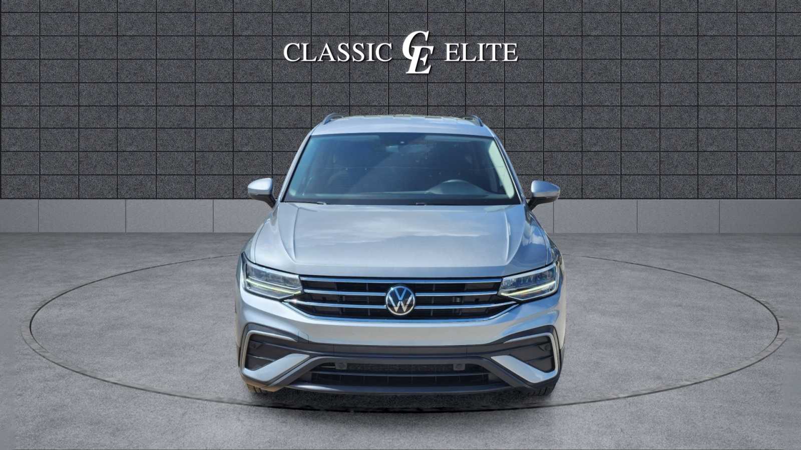 2023 Volkswagen Tiguan S 2