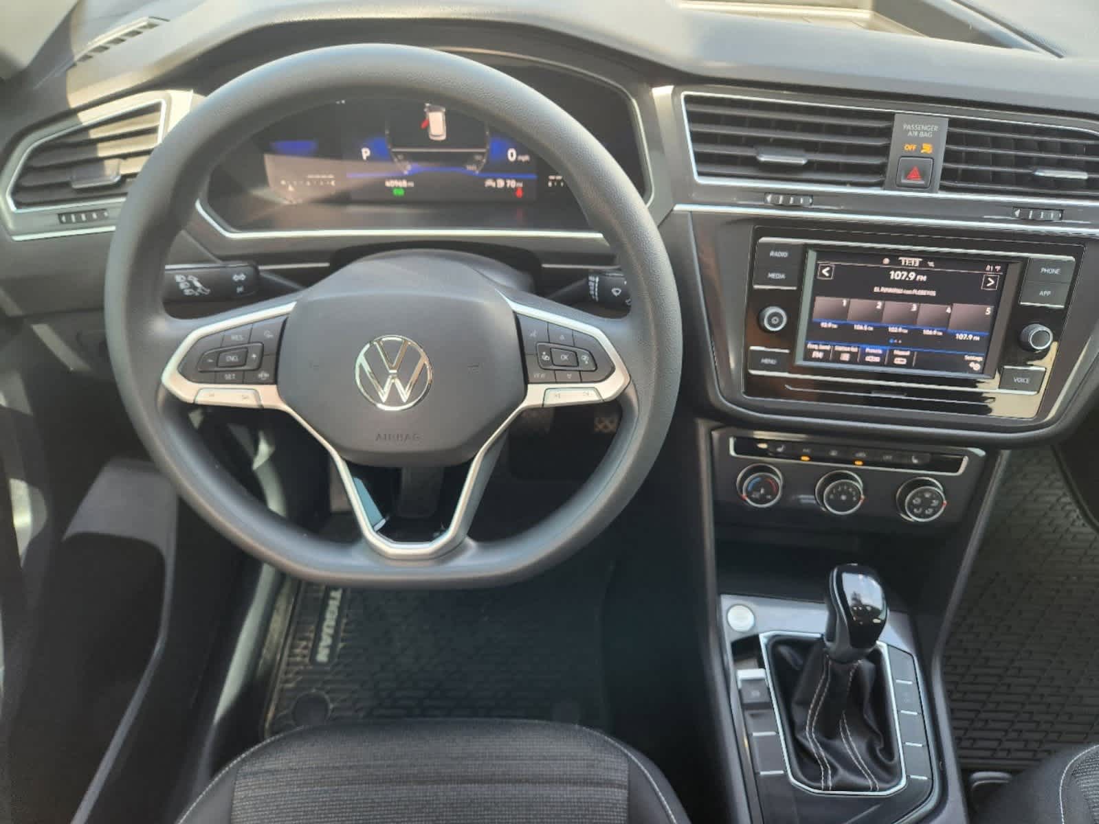 2023 Volkswagen Tiguan S 17