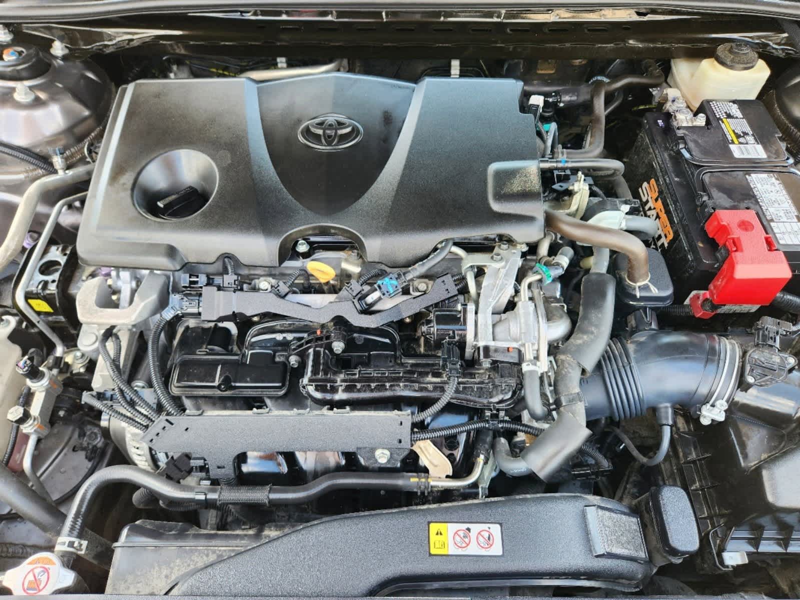 2018 Toyota Camry SE 28