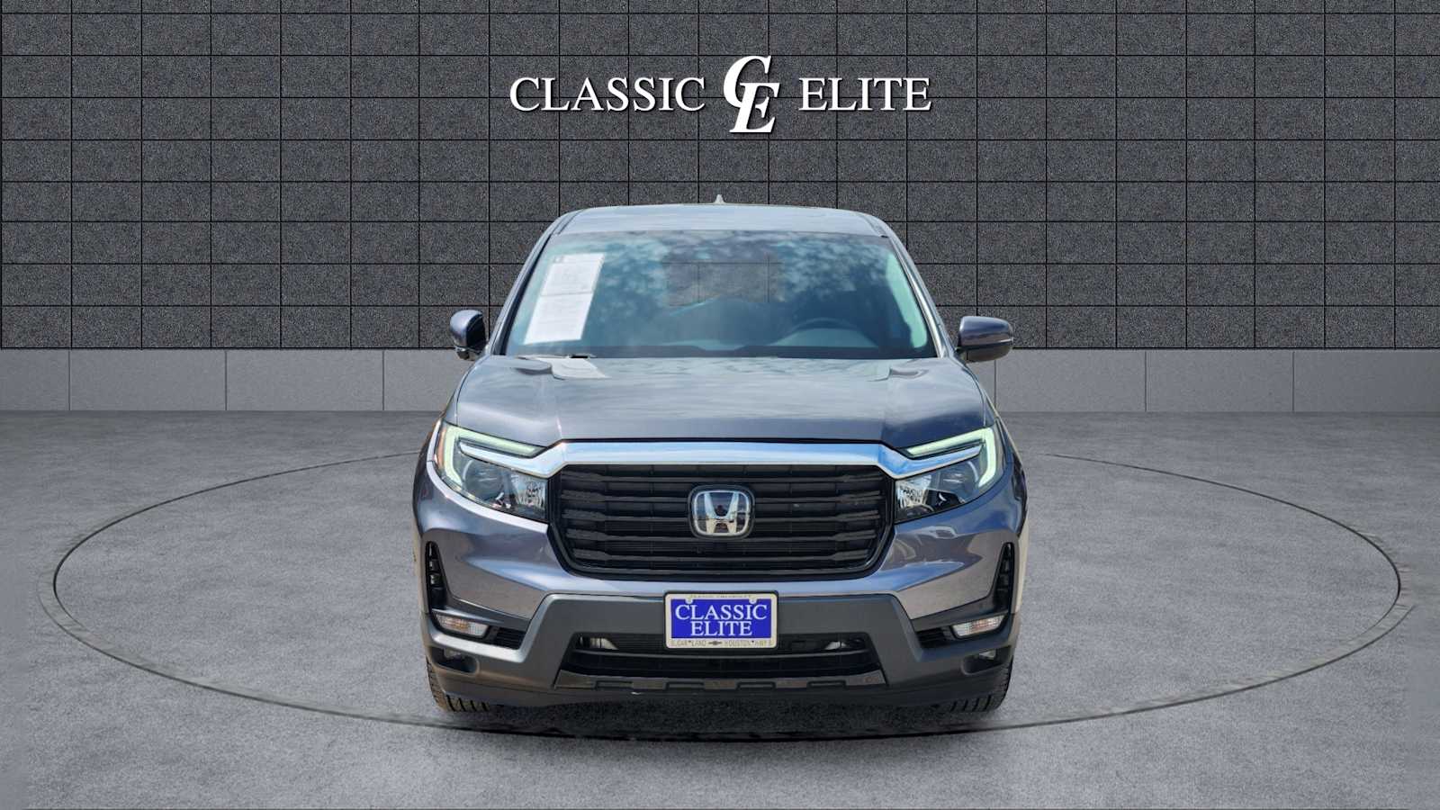 2023 Honda Ridgeline RTL-E AWD 2