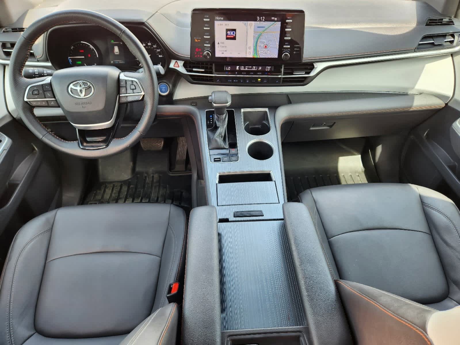 2022 Toyota Sienna XSE 26