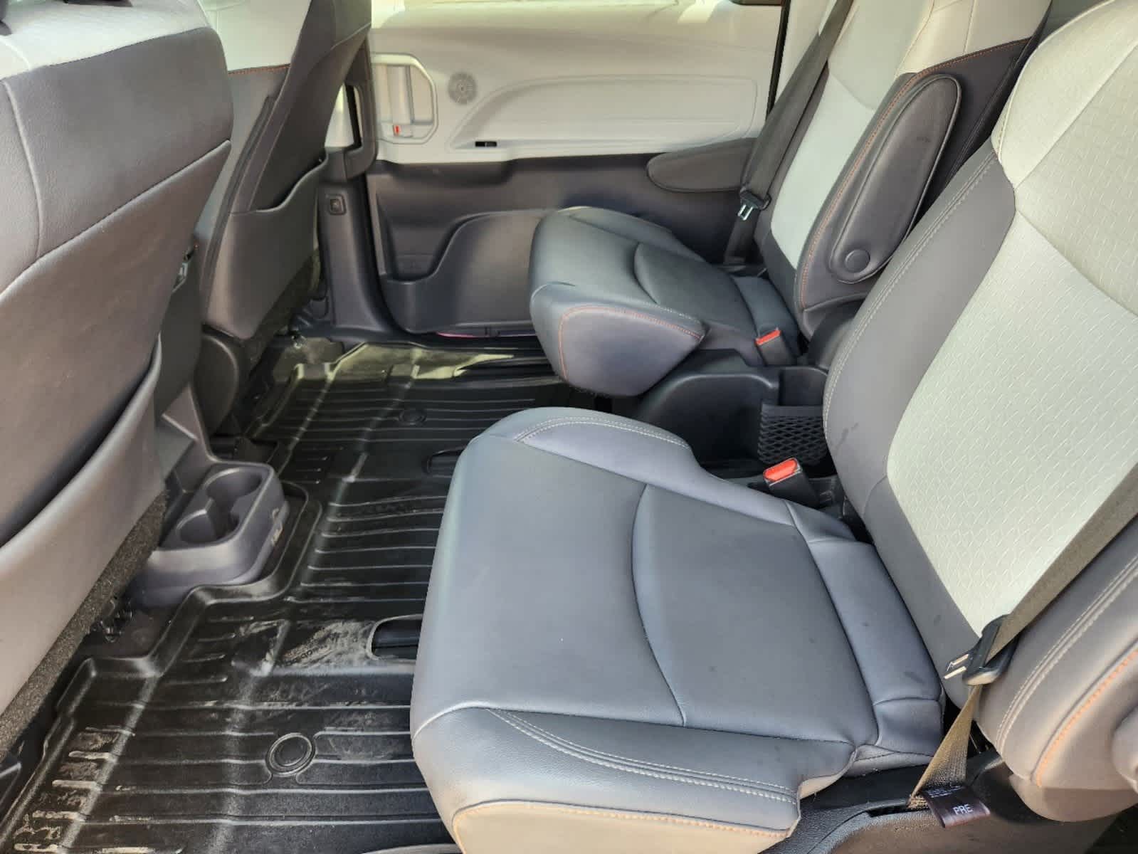 2022 Toyota Sienna XSE 30