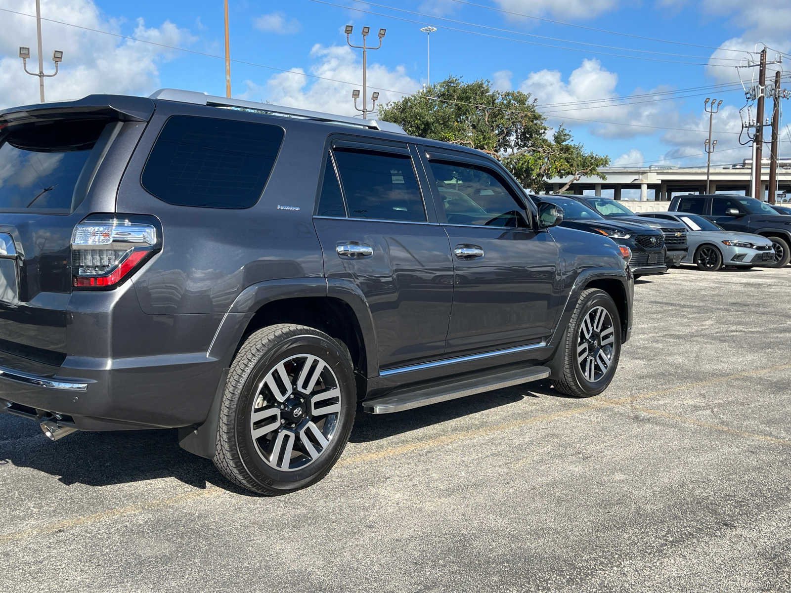 2023 Toyota 4Runner Limited 3