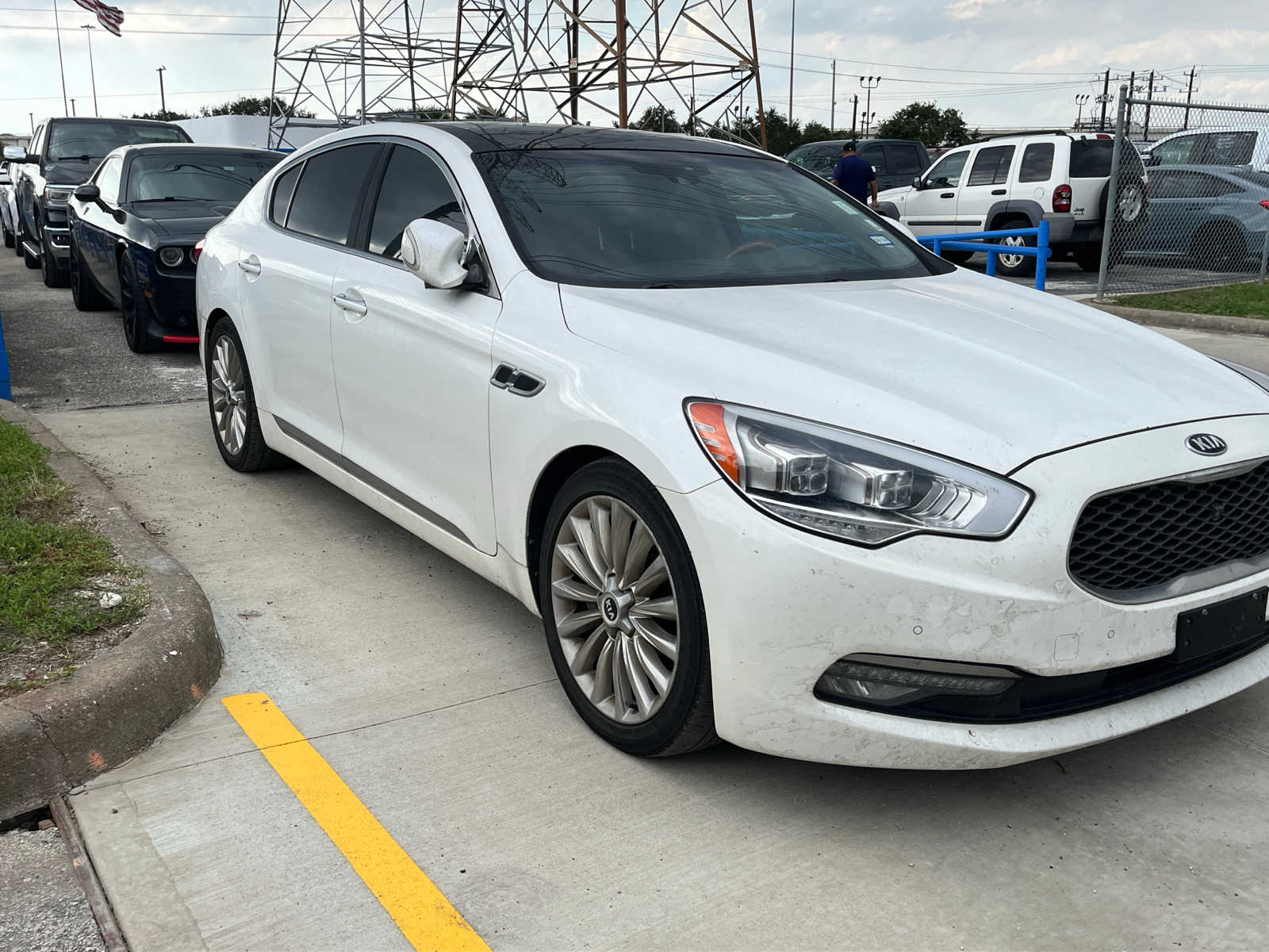 2015 Kia K900 Luxury 4