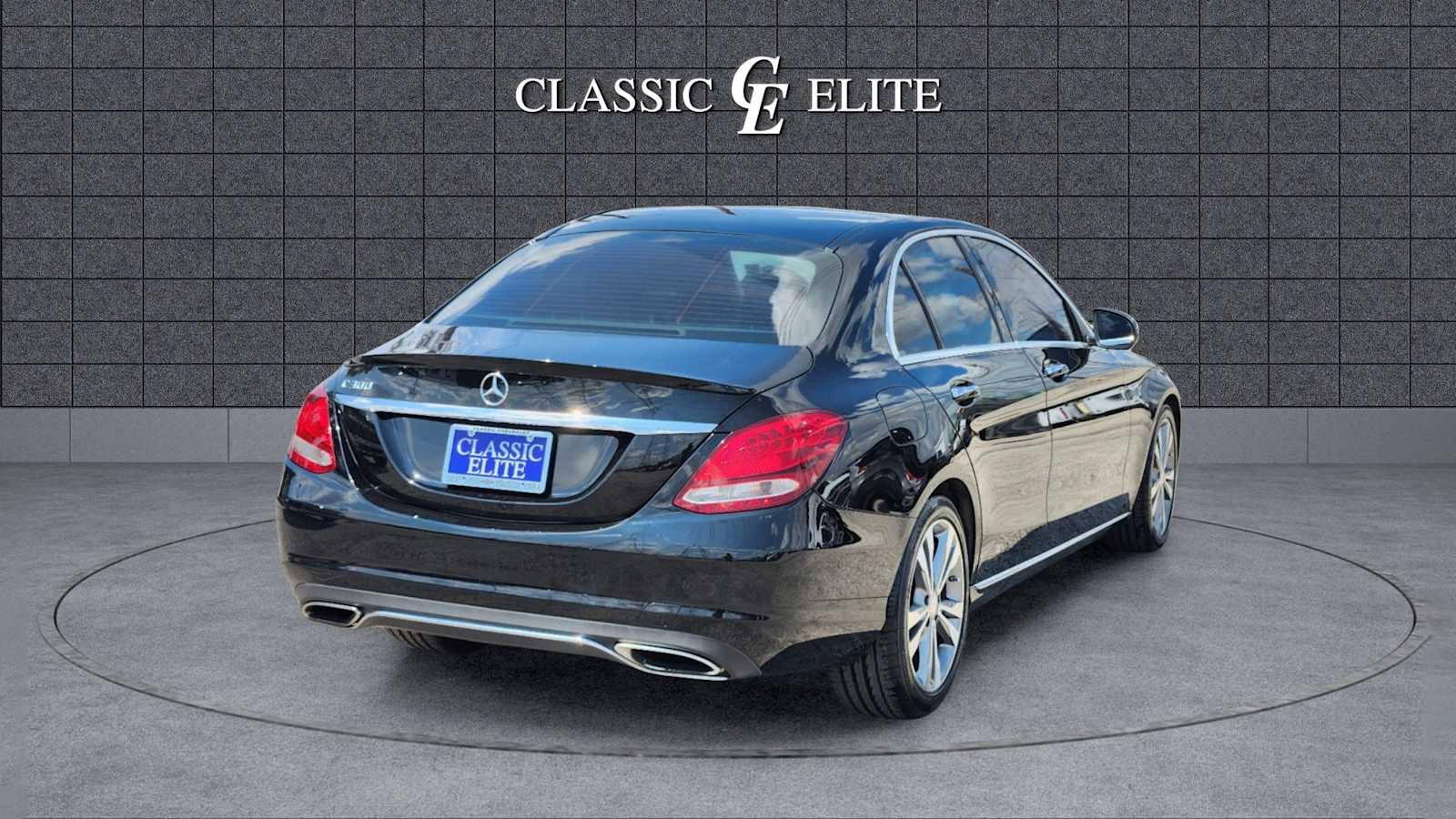 2016 Mercedes-Benz C-Class C 300 7