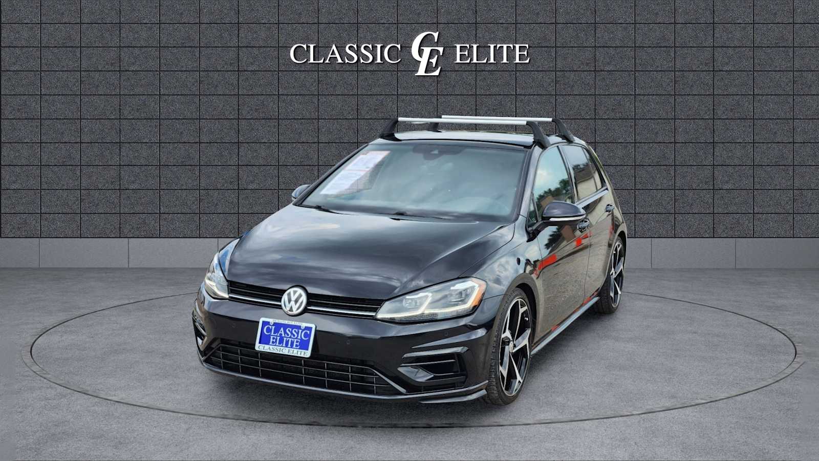 2018 Volkswagen Golf R  3