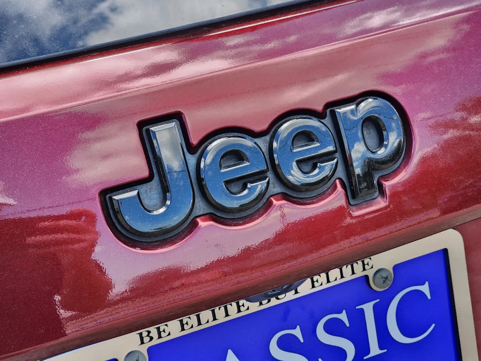 2020 Jeep Grand Cherokee Altitude 12