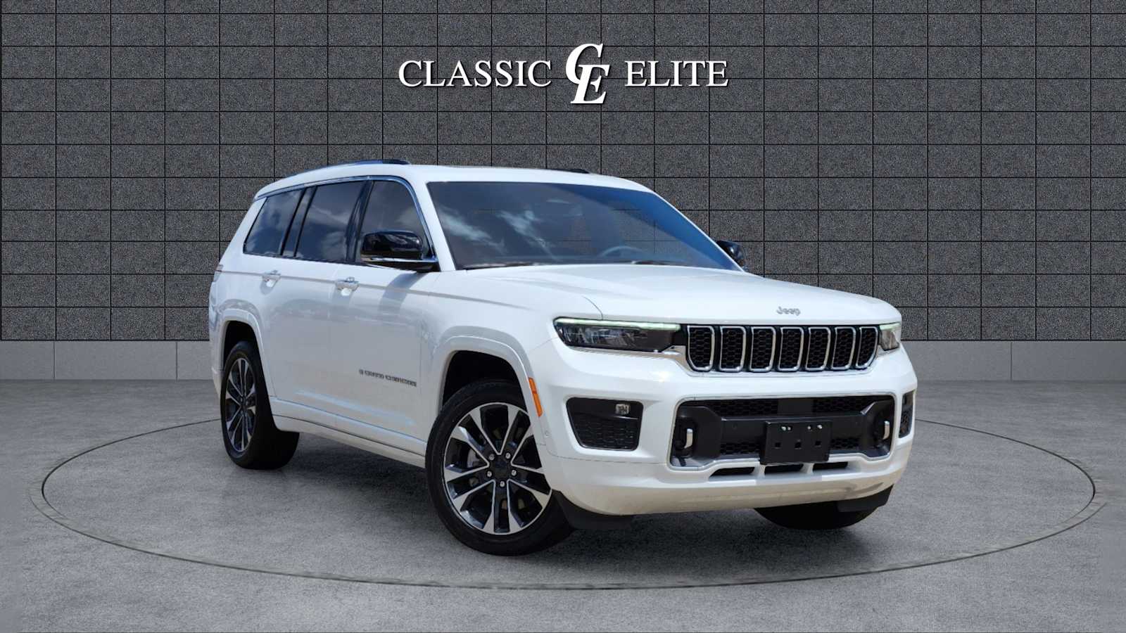 2024 Jeep Grand Cherokee L Overland 1