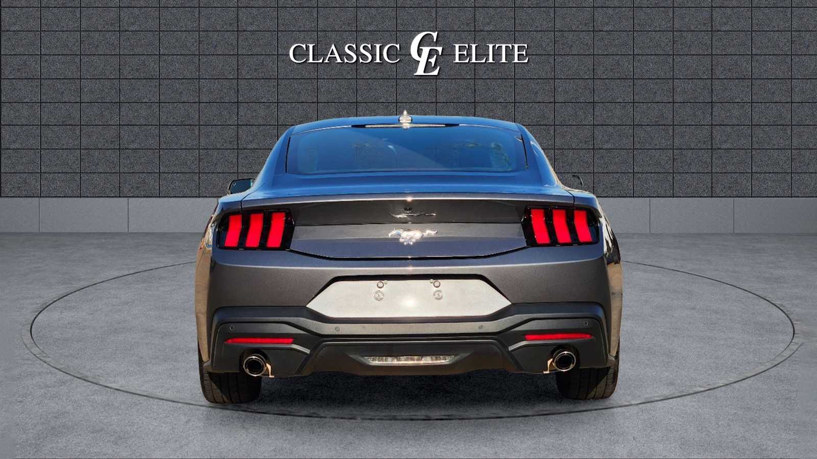 2024 Ford Mustang EcoBoost 6