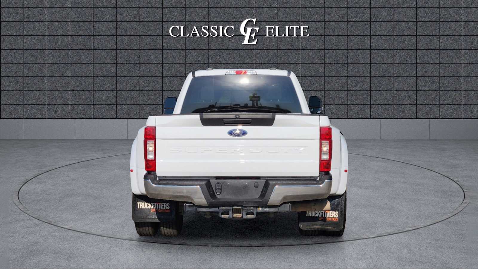 2022 Ford Super Duty F-350 DRW XLT 4WD Crew Cab 8 Box 6