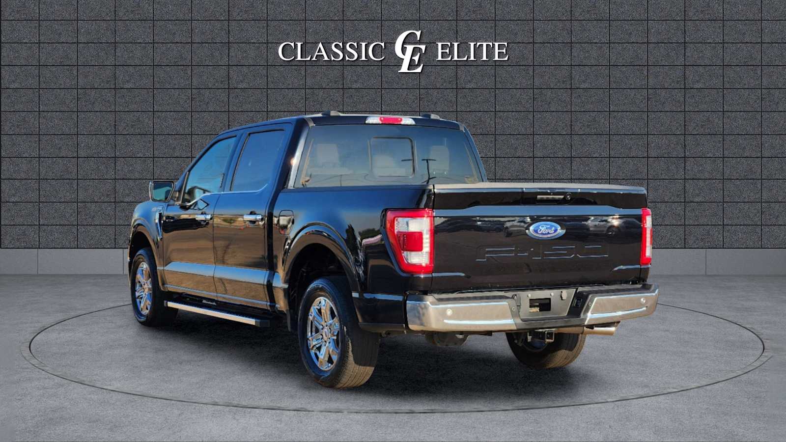 2023 Ford F-150 LARIAT 2WD SuperCrew 5.5 Box 5