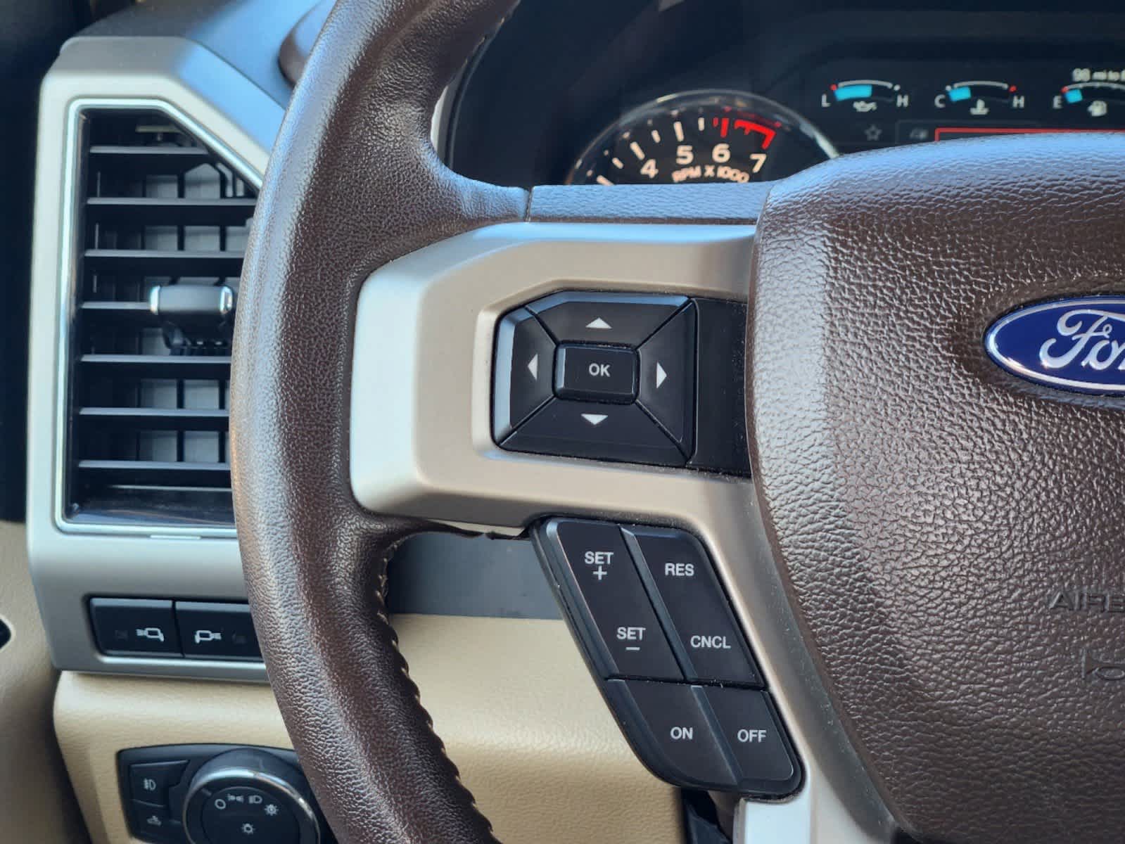 2019 Ford F-150 LARIAT 4WD SuperCrew 5.5 Box 28