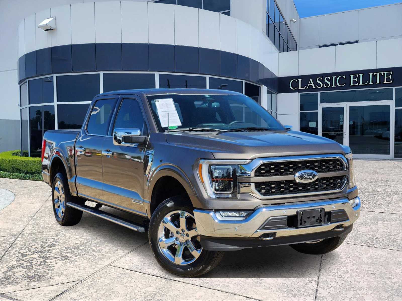 2023 Ford F-150 King Ranch 4WD SuperCrew 5.5 Box 1