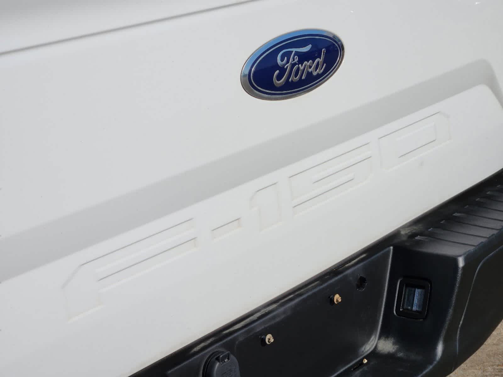 2019 Ford F-150 XL 2WD Reg Cab 8 Box 9