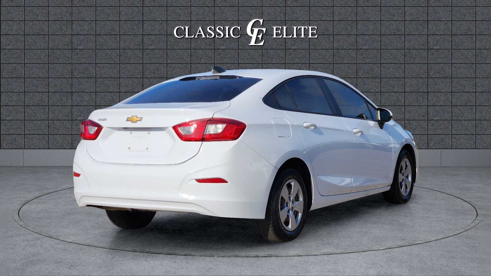 2018 Chevrolet Cruze LS 7