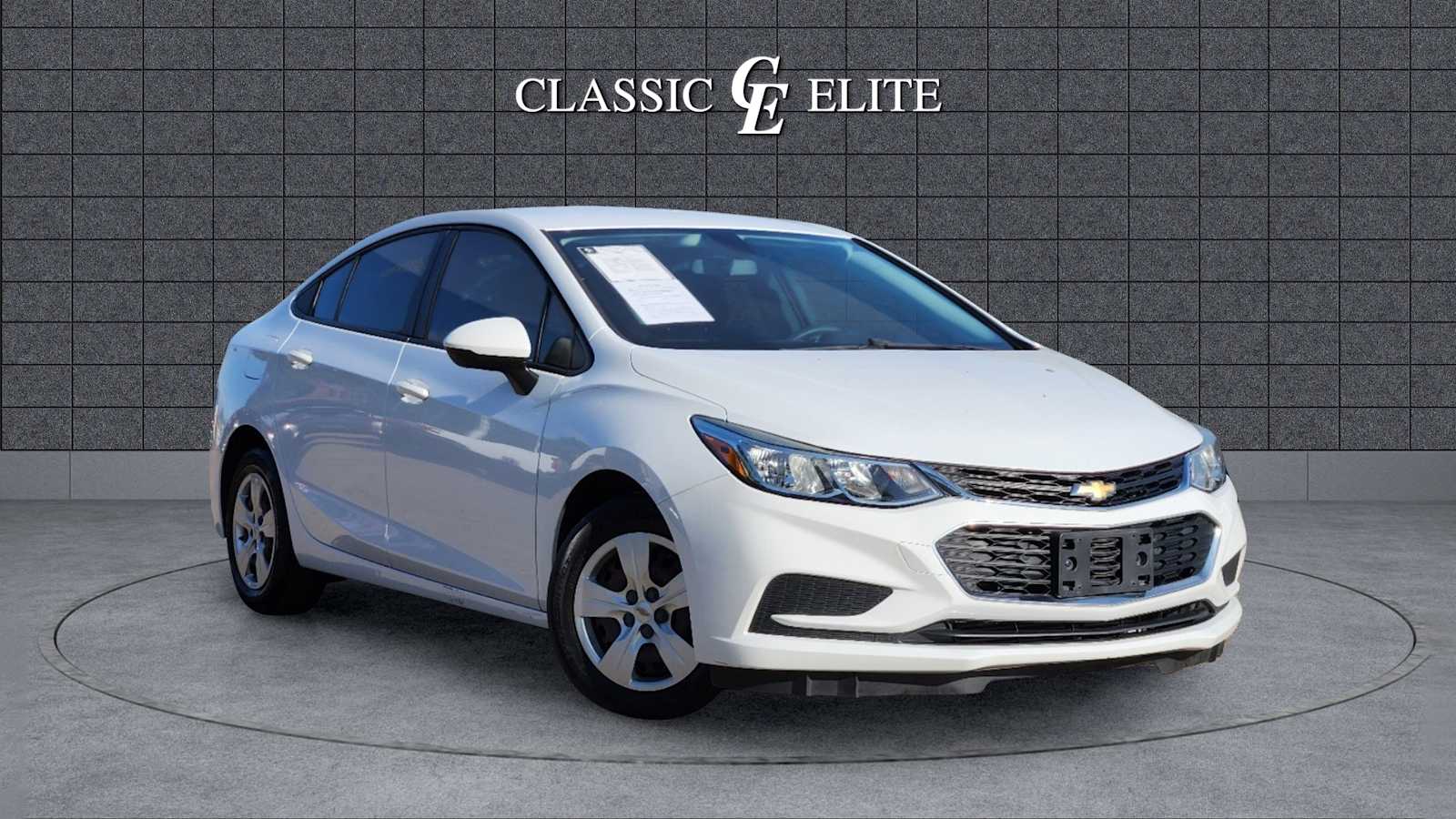 2018 Chevrolet Cruze LS 1