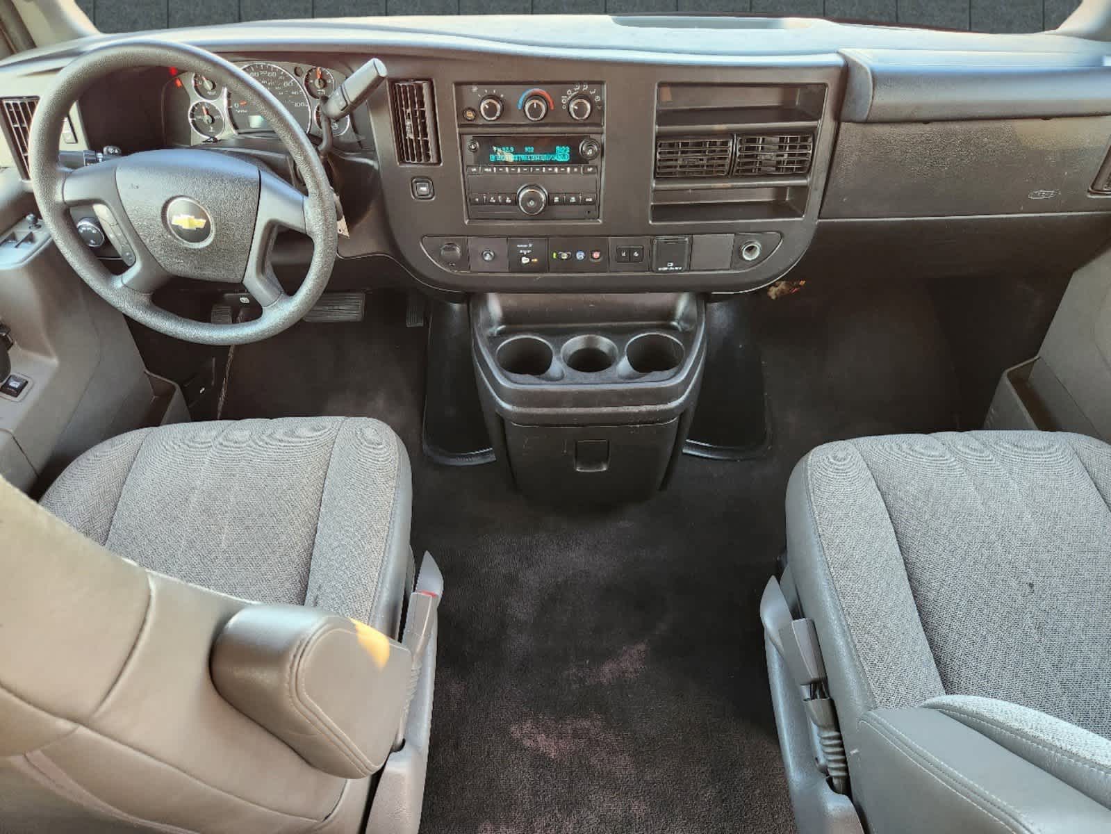 2019 Chevrolet Express LT 11