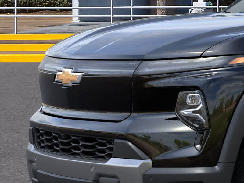 2025 Chevrolet Silverado EV LT e4WD Crew Cab Extended Range 13