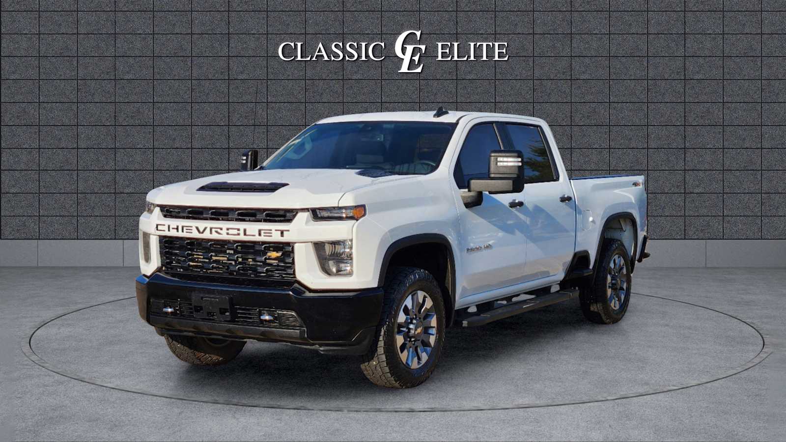 2022 Chevrolet Silverado 2500HD Custom 4WD Crew Cab 159 3