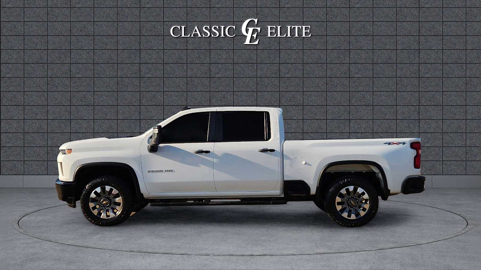 2022 Chevrolet Silverado 2500HD Custom 4WD Crew Cab 159 4