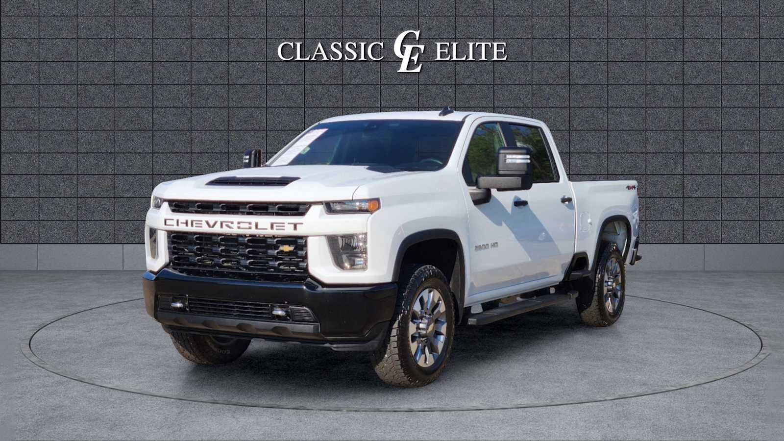 2022 Chevrolet Silverado 2500HD Custom 4WD Crew Cab 159 3