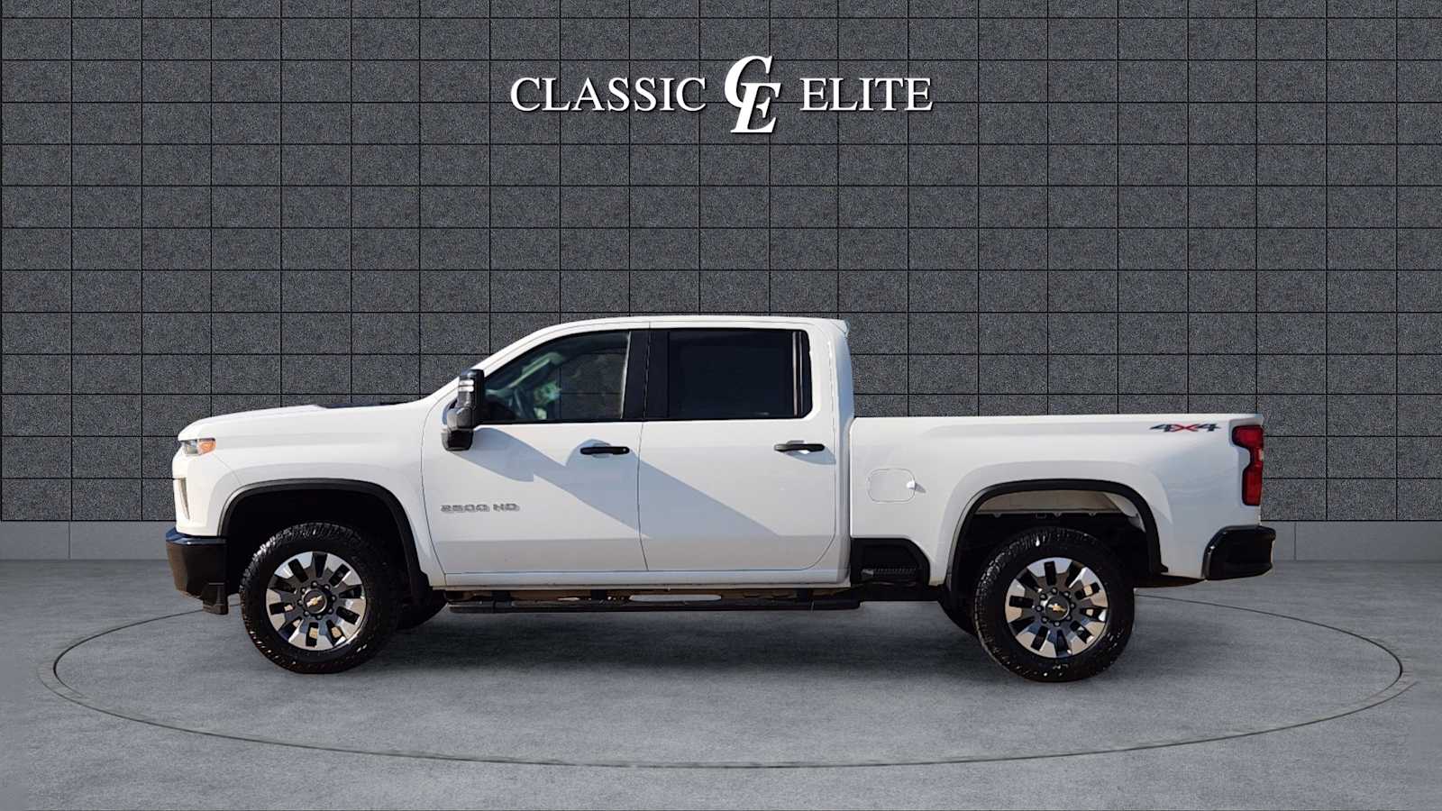 2022 Chevrolet Silverado 2500HD Custom 4WD Crew Cab 159 4