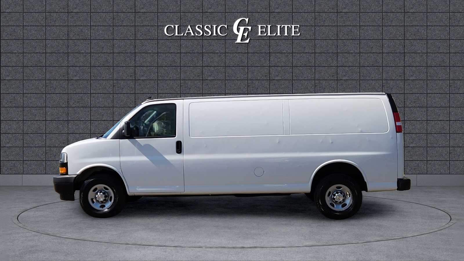 2023 Chevrolet Express  4