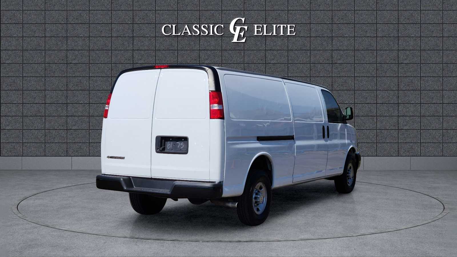 2023 Chevrolet Express  7