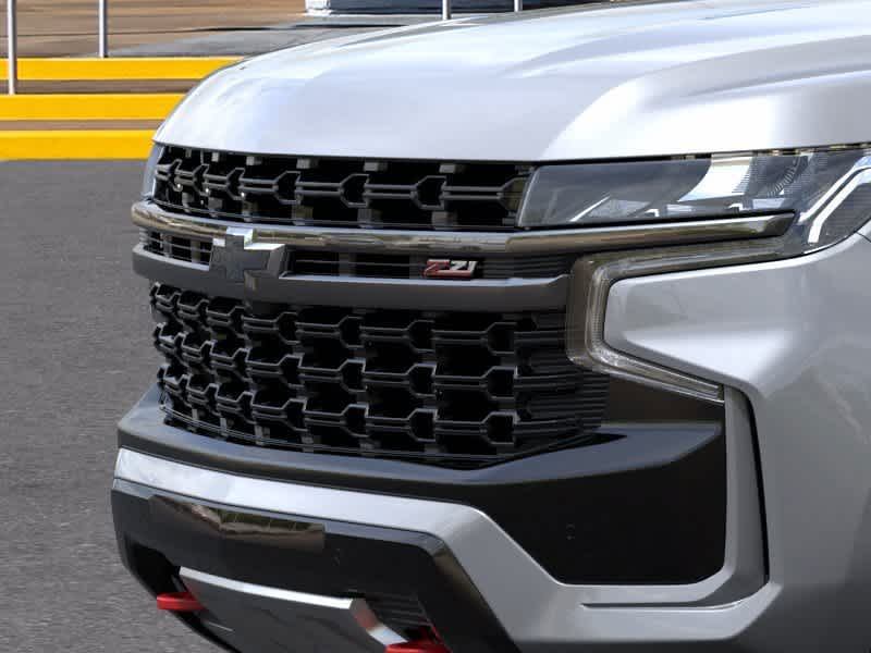 2024 Chevrolet Suburban Z71 13