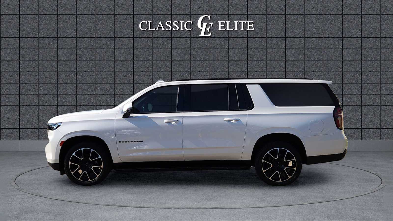 2021 Chevrolet Suburban RST 4