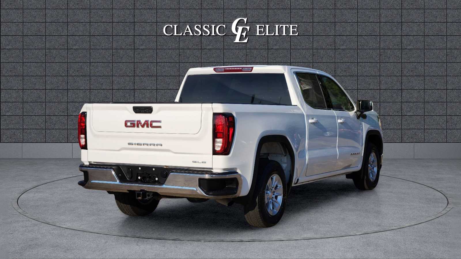 2024 GMC Sierra 1500 SLE 2WD Crew Cab 147 7