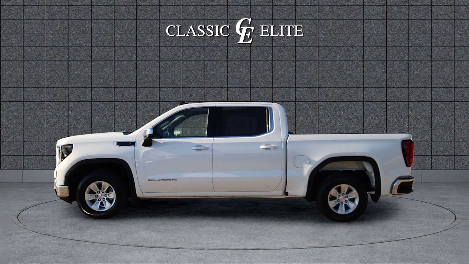 2024 GMC Sierra 1500 SLE 2WD Crew Cab 147 4