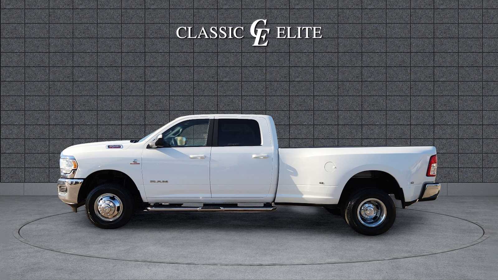 2022 Ram 3500 Big Horn 4x4 Crew Cab 8 Box 4