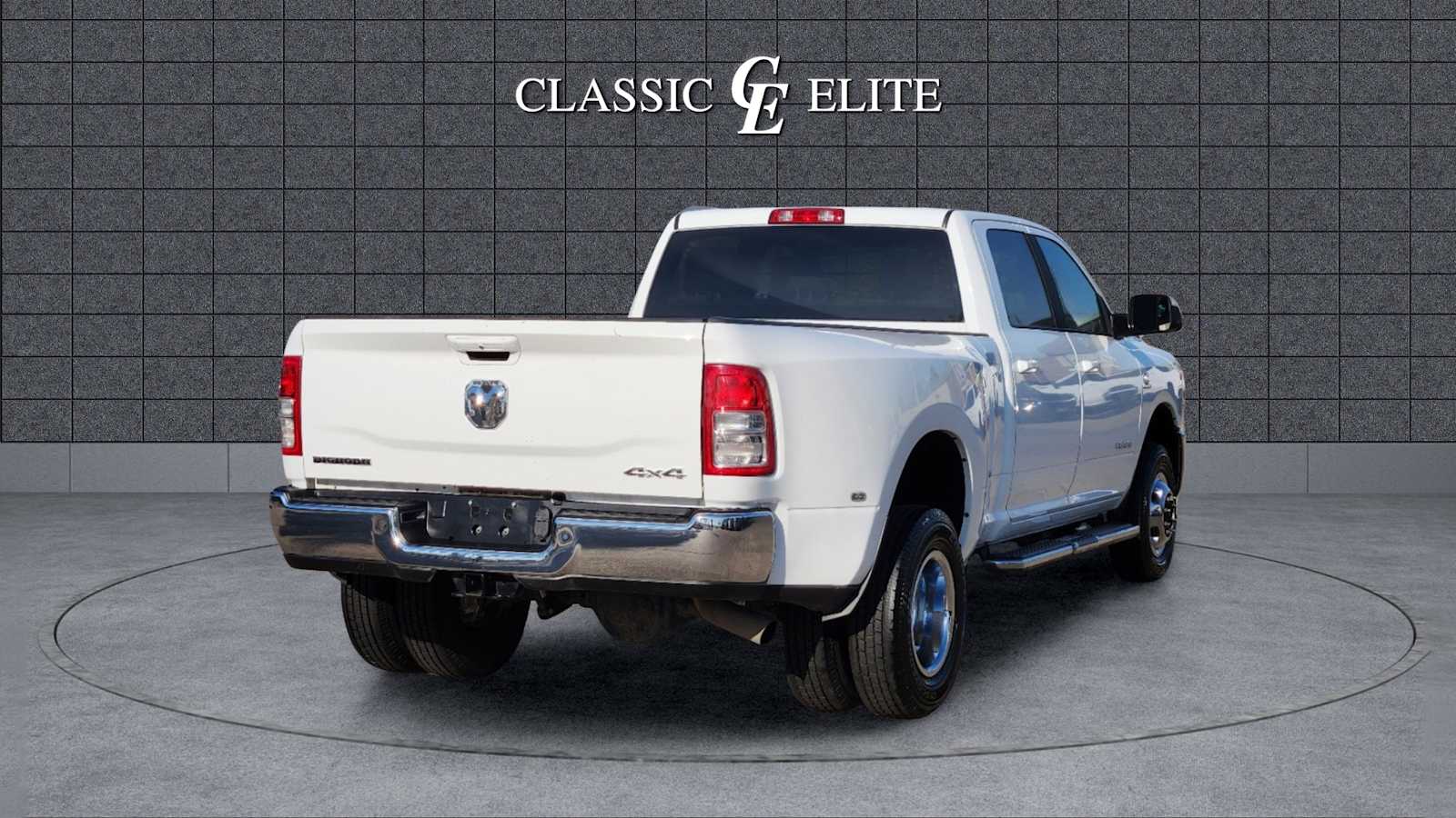 2022 Ram 3500 Big Horn 4x4 Crew Cab 8 Box 7