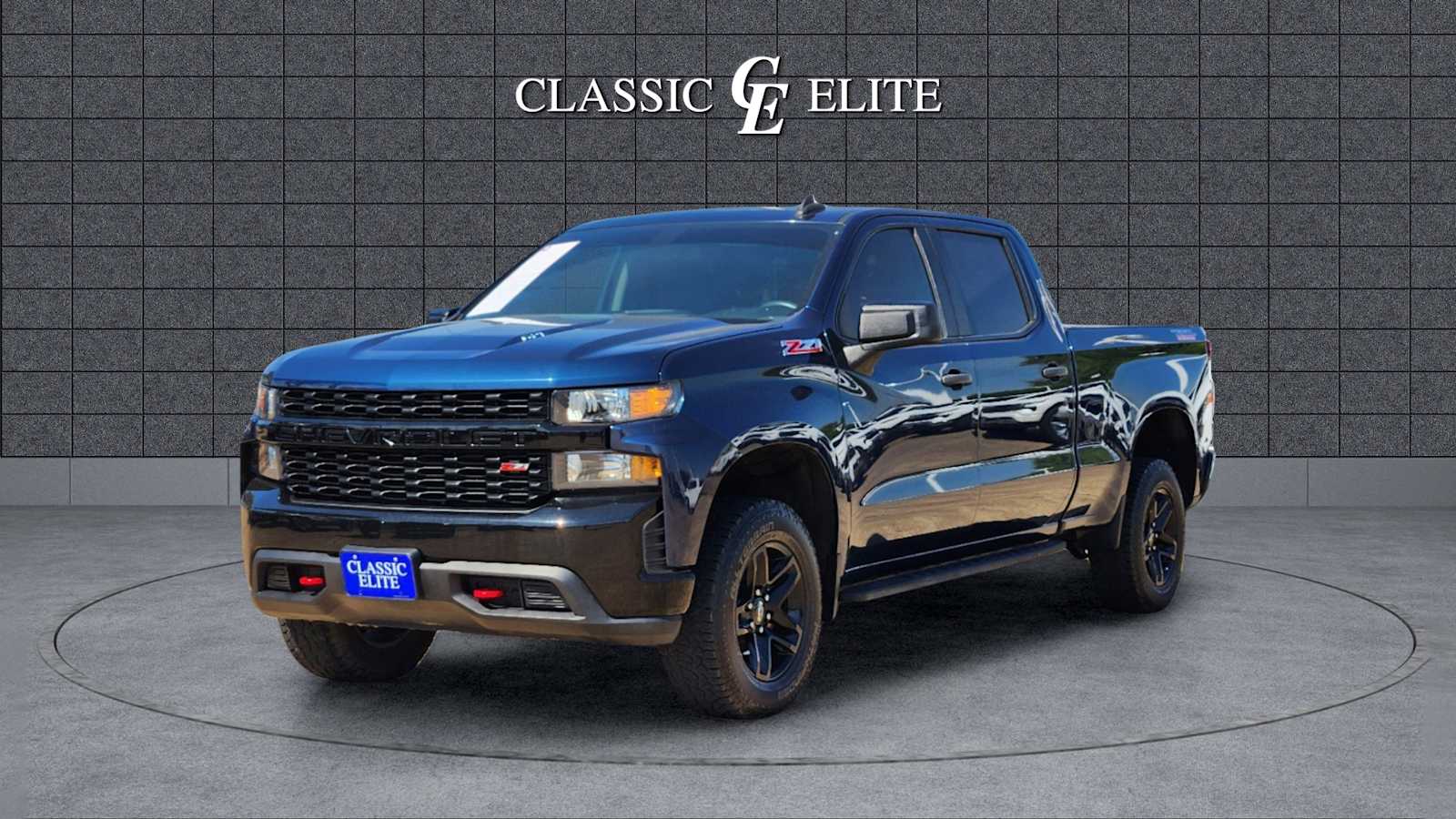 2021 Chevrolet Silverado 1500 Custom Trail Boss 4WD Crew Cab 157 3