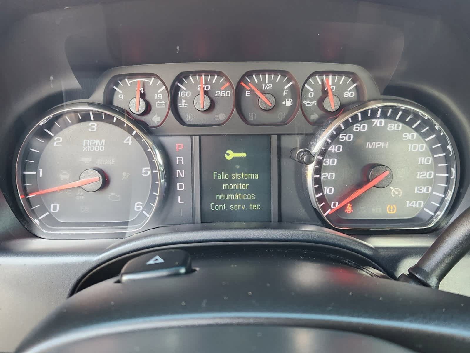 2018 Chevrolet Silverado 1500 Work Truck 4WD Crew Cab 143.5 15