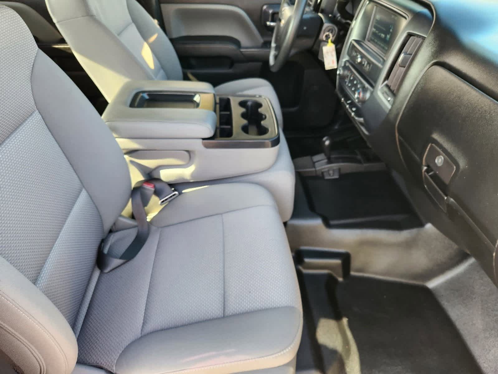 2018 Chevrolet Silverado 1500 Work Truck 4WD Crew Cab 143.5 14