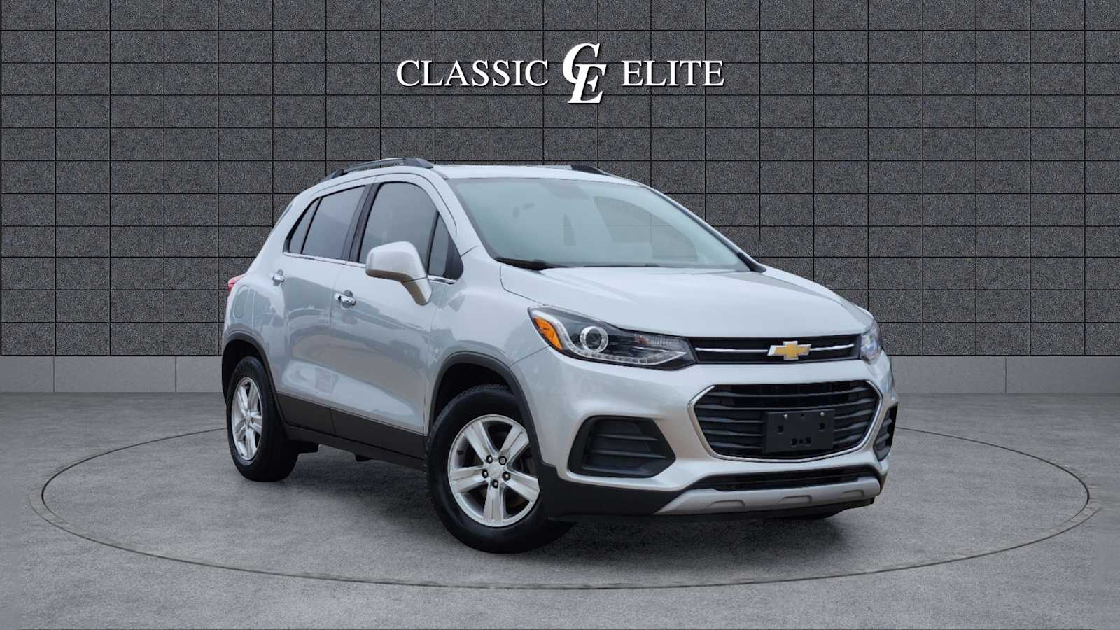 2020 Chevrolet Trax LT 1