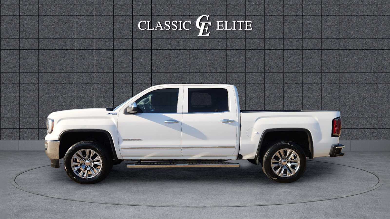 2017 GMC Sierra 1500 SLT 4WD Crew Cab 143.5 4