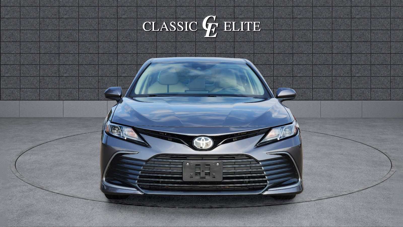 2021 Toyota Camry LE 2