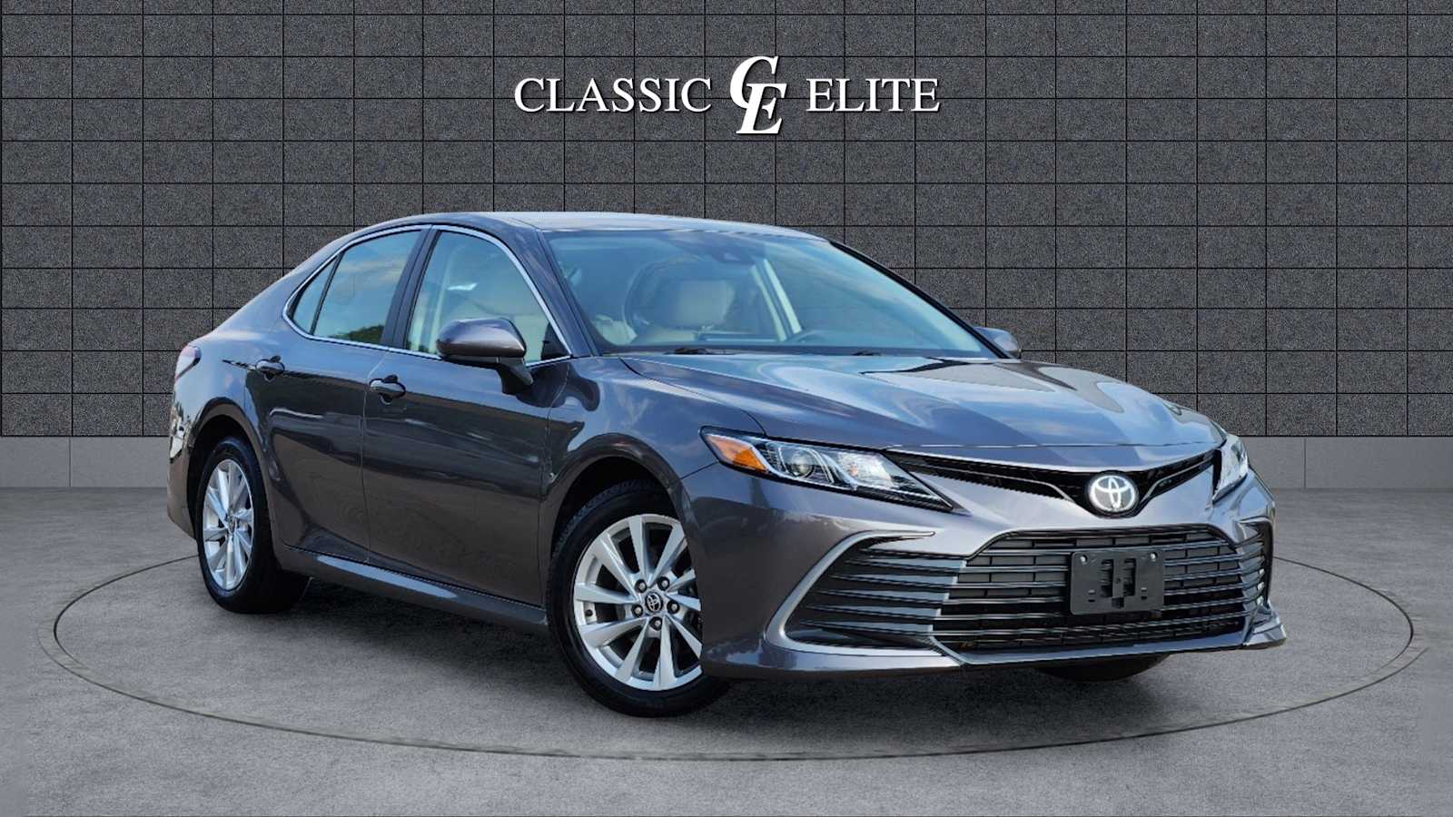 2021 Toyota Camry LE 1