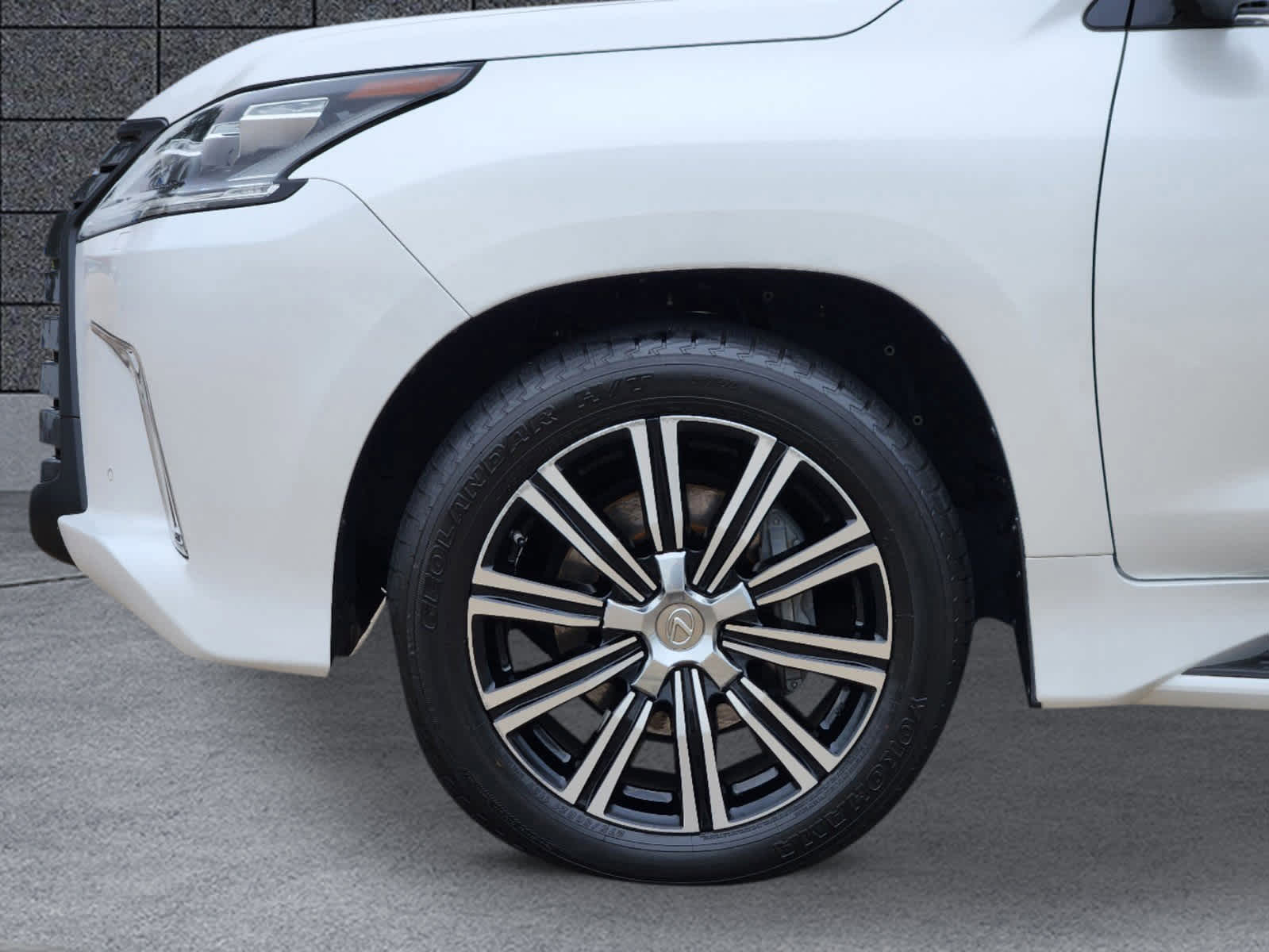 2018 Lexus LX LX 570 31